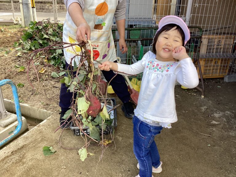 さつまいも餅を作りました。